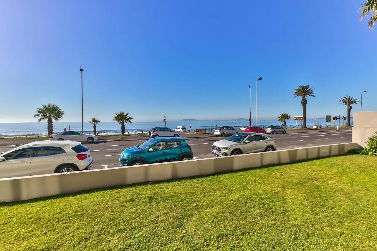 3 Sandringham Sea Facing Ground-Floor Studio Cape Town 0*,  South Africa