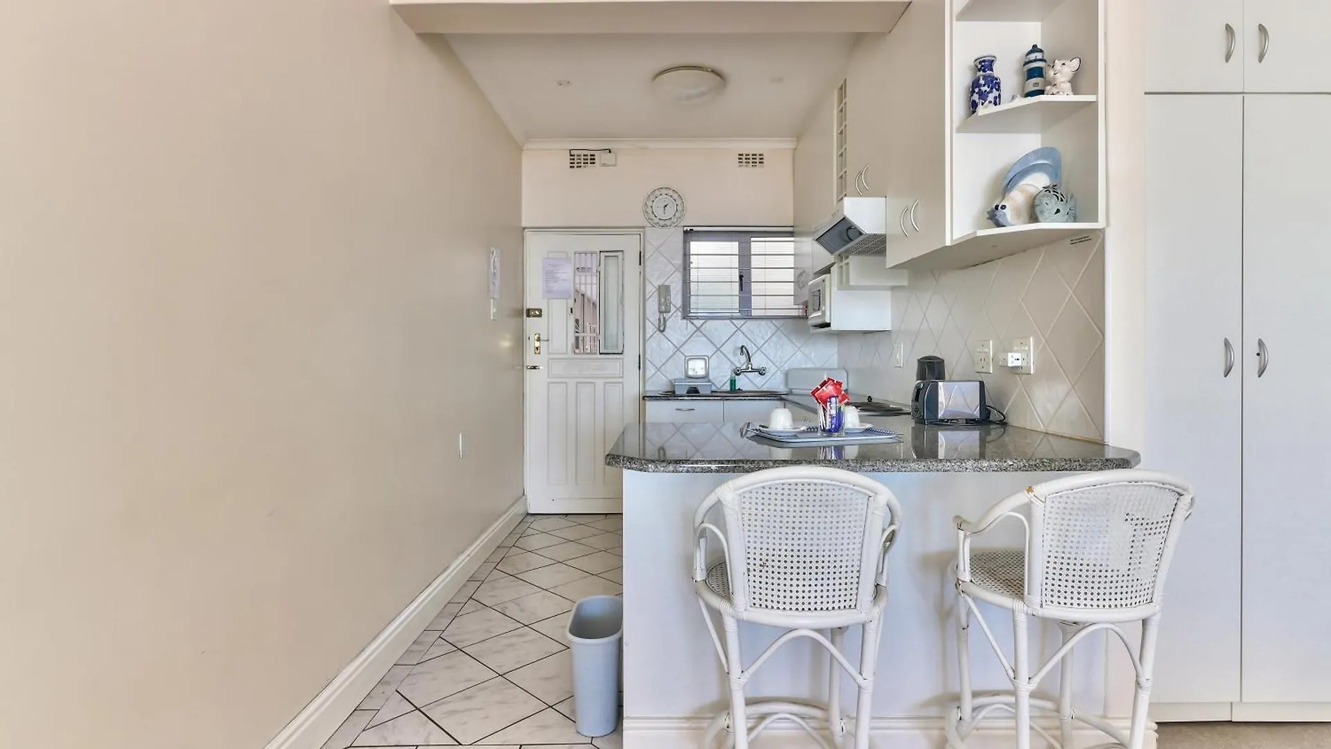 3 Sandringham Sea Facing Ground-Floor Studio Cape Town